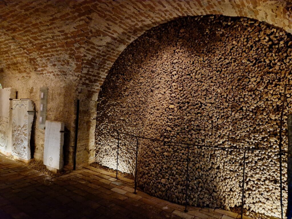 Wall of skulls at Brno Ossuary