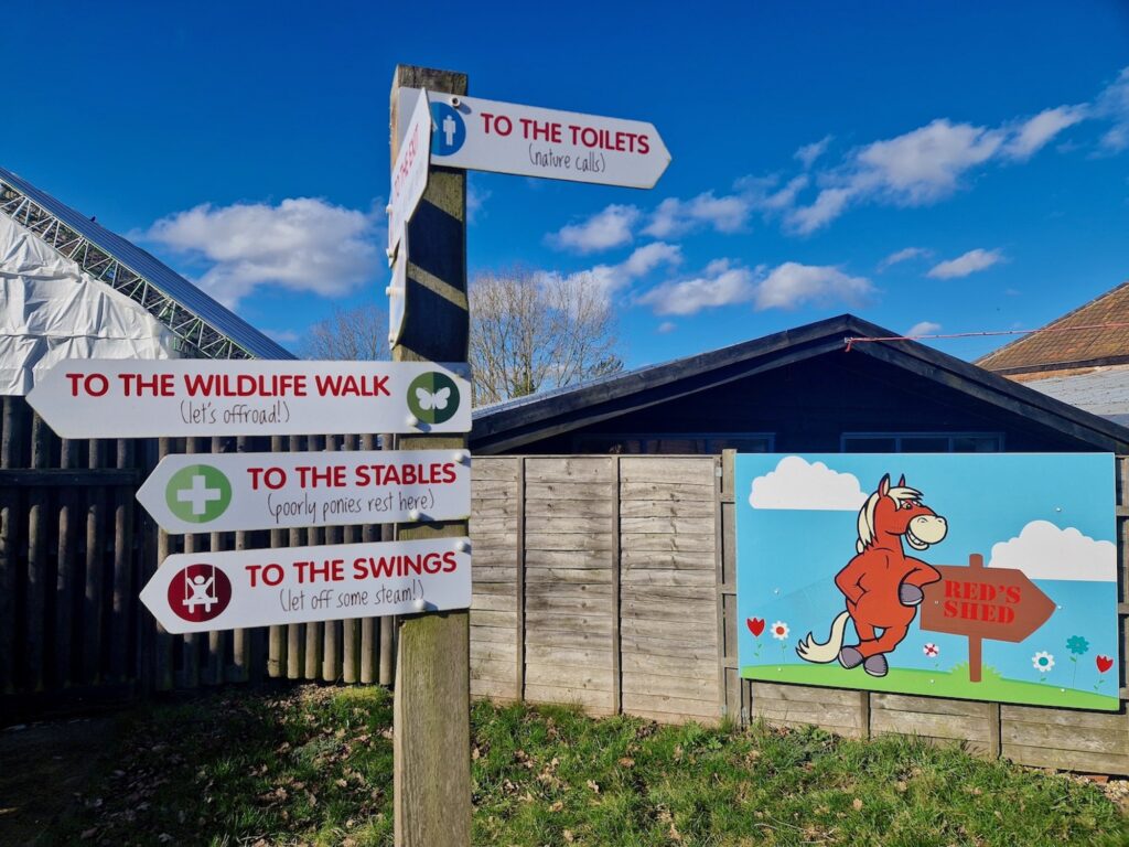 Redwings Aylsham signpost