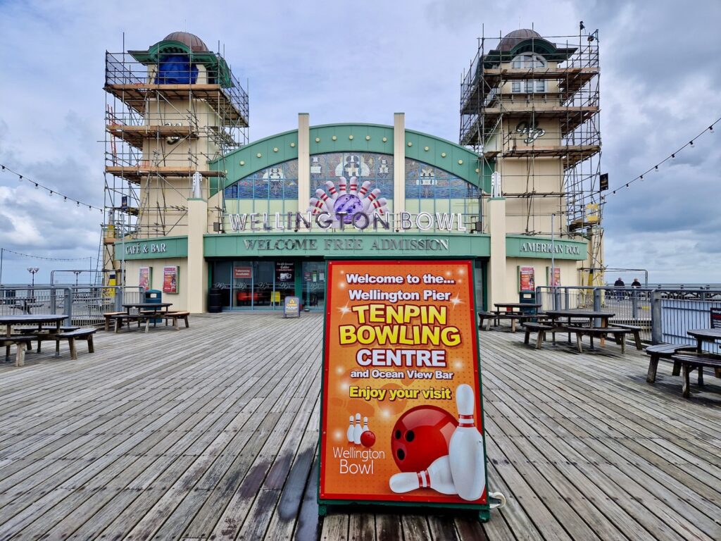 Wellington Bowl Great Yarmouth entrance with scaffolding on each side