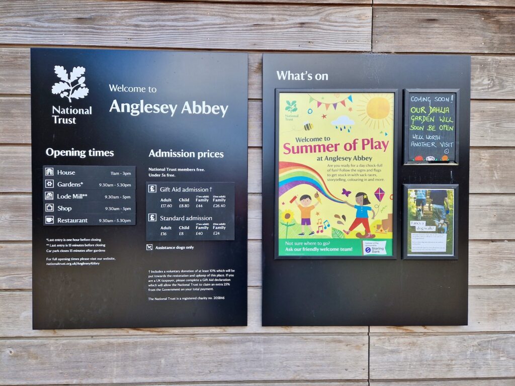 Opening times and prices for Anglesey Abbey