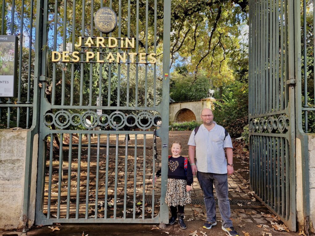 John and Erin at the entrance to Jardin des Plantes